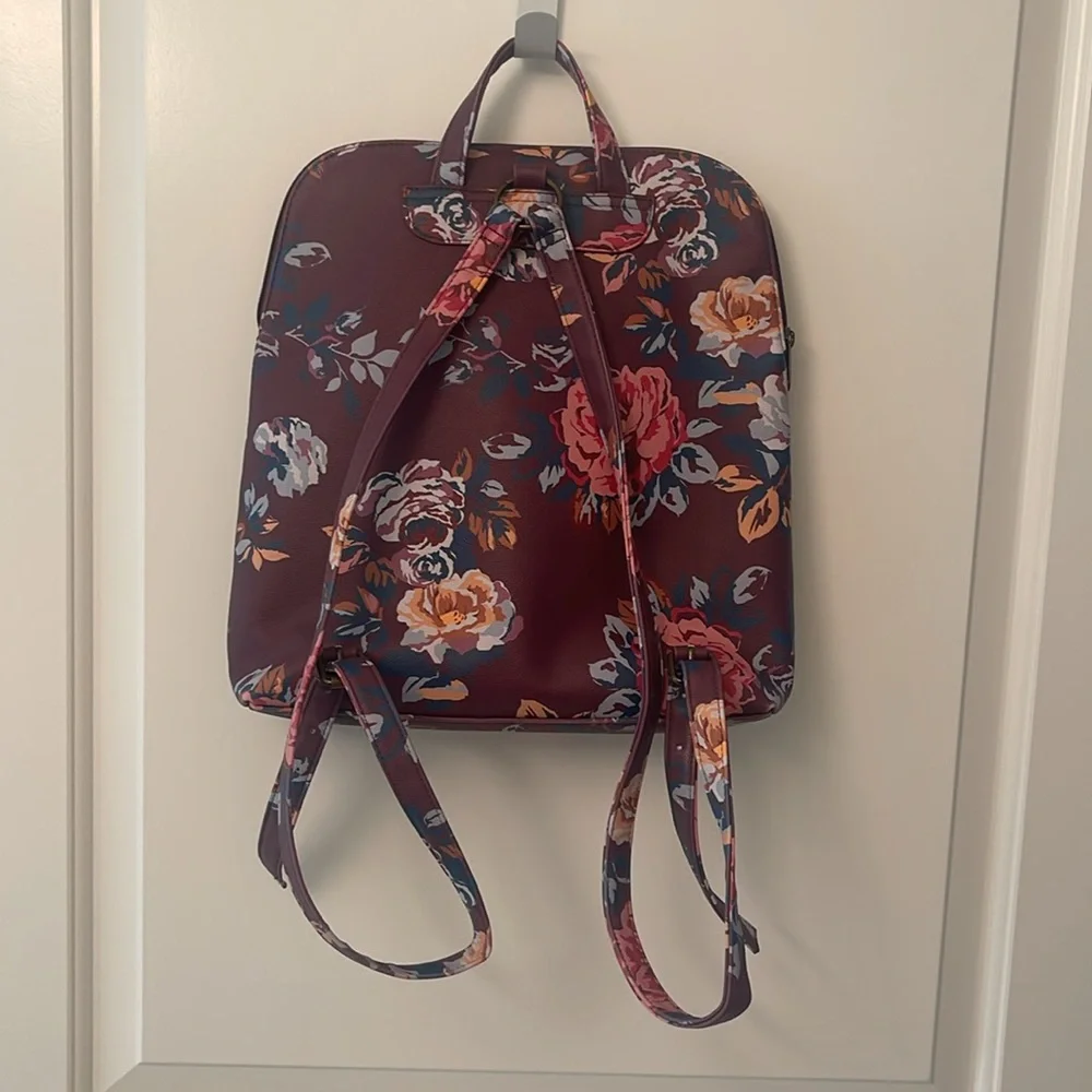 Matilda Jane Plum Perfect Floral Backpack Casual Day Pack/Vegan leather